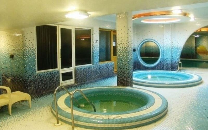 تور لحظه آخری کیش هتل پارمیس 26 اسفند