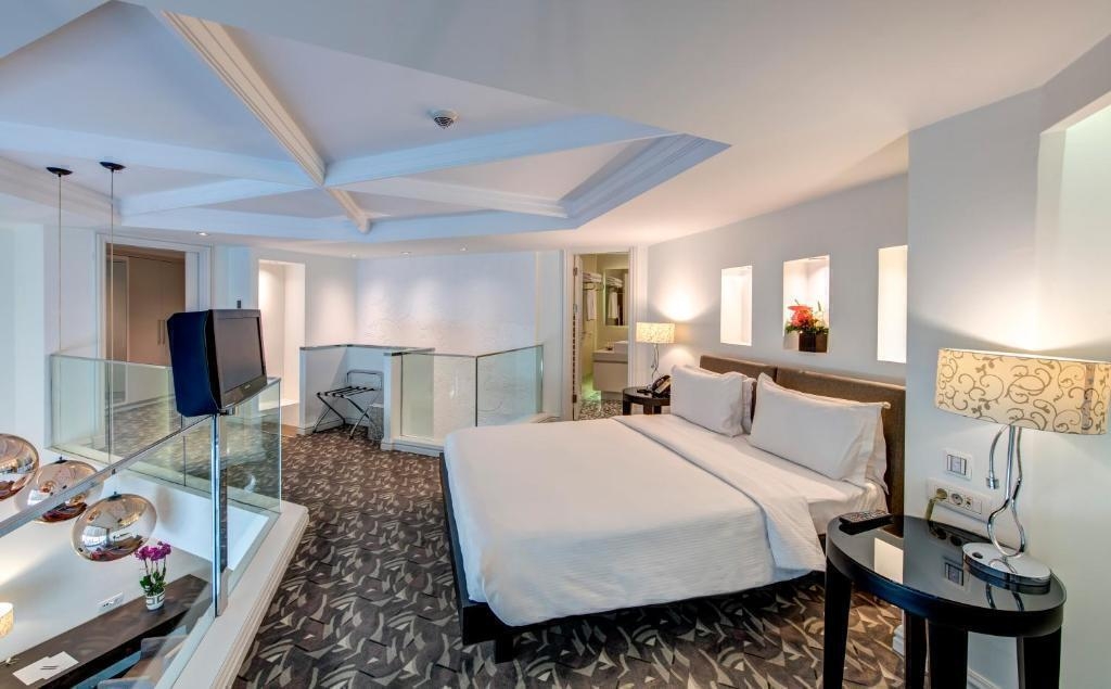  هتل الیسیوم تکسیم استانبول 