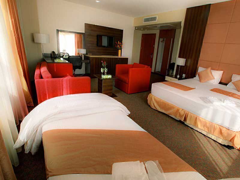 رزرو و خرید تور کیش هتل ایران با خدمات کامل و گشت جزیره بهمراه پرواز چارتری و منوی بوفه آژانس هواپیمایی آریا اوج پرواز م