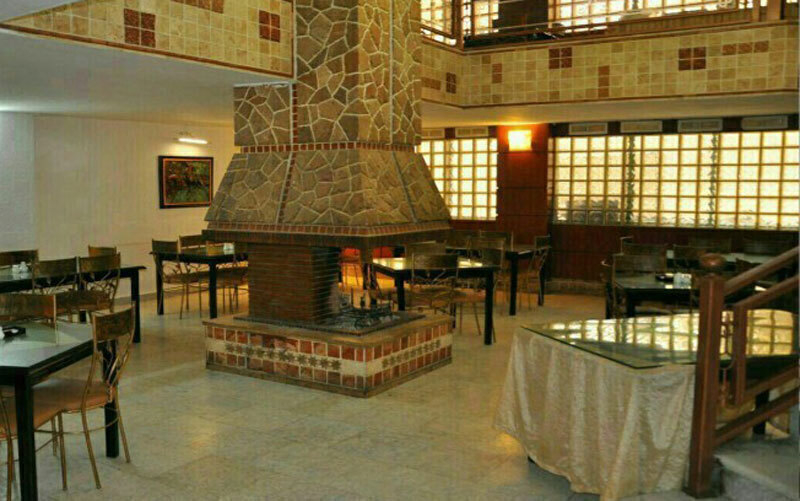 تور 3 شب و 4 روز هتل امینیان مشهد