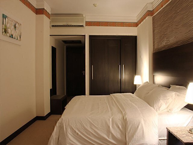 رزرو و خرید تور کیش هتل صدف با خدمات کامل و گشت جزیره بهمراه پرواز چارتری و منوی بوفه آژانس هواپیمایی آریا اوج پرواز مجر