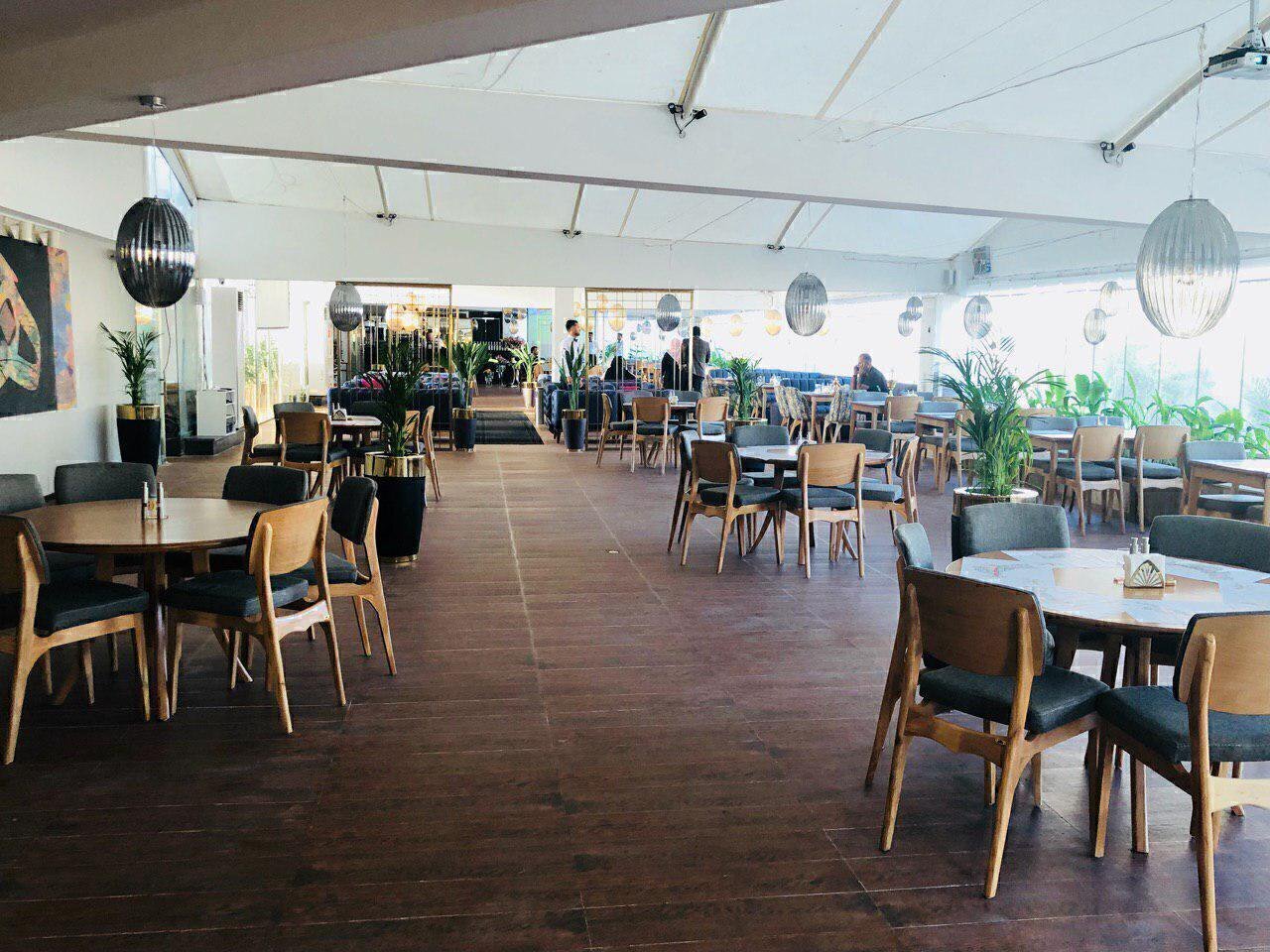 رزرو و خرید تور کیش هتل ایران با خدمات کامل و گشت جزیره بهمراه پرواز چارتری و منوی بوفه آژانس هواپیمایی آریا اوج پرواز م