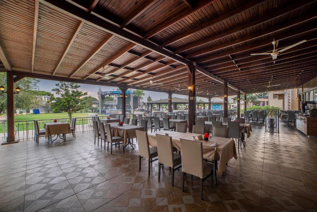  تخفیف ویژه تور آنتالیا هتل آمون ویژه نوروز 1403 