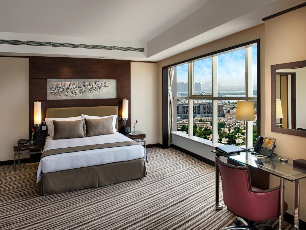  ارزان ترین تور دبی هتل گرند میلینیوم 
