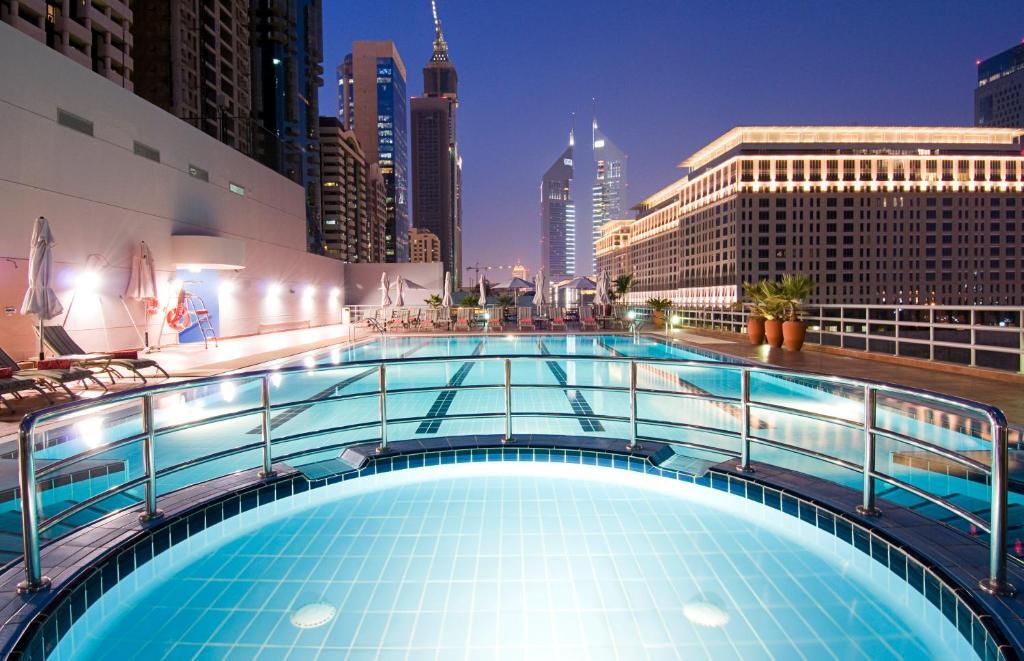  تور دبی هتل 5 ستاره رز ریحان 