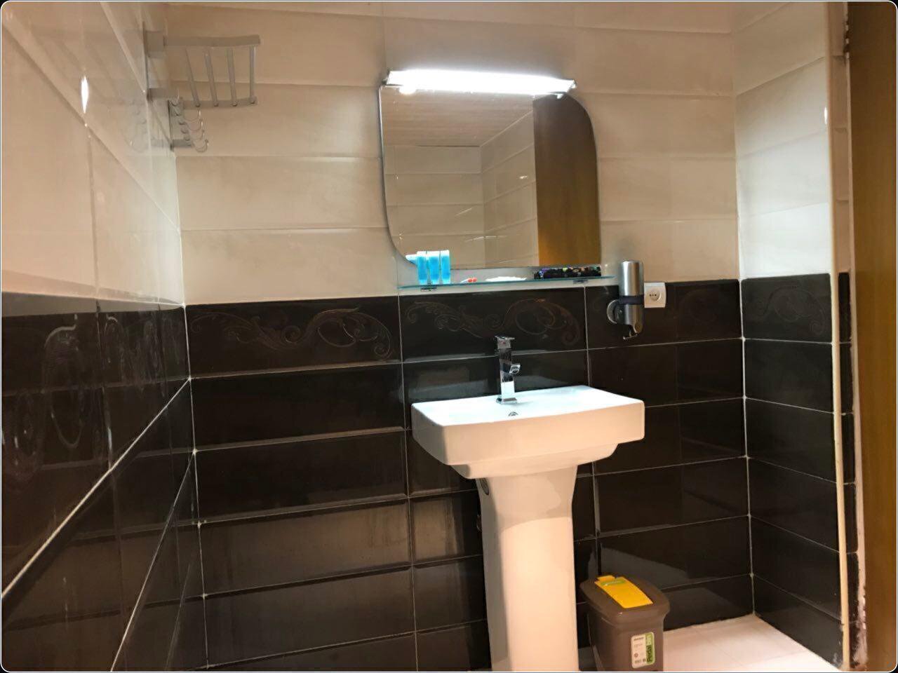 رزرو و خرید تور کیش هتل پارسیان با خدمات کامل و گشت جزیره بهمراه پرواز چارتری و منوی بوفه آژانس هواپیمایی آریا اوج پرواز