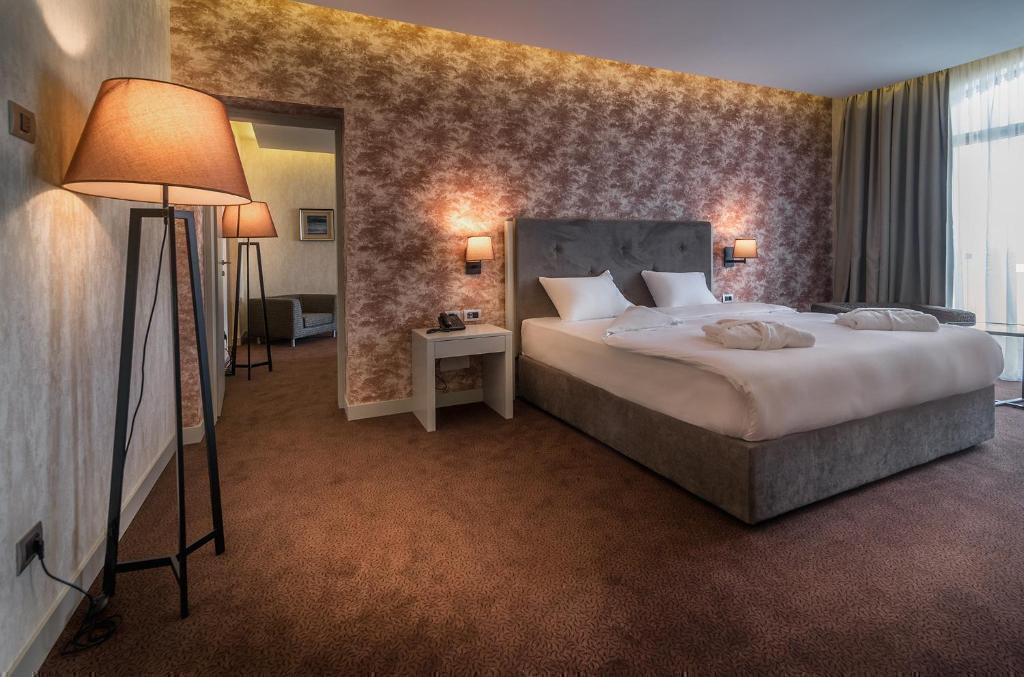 تور هوایی باتومی