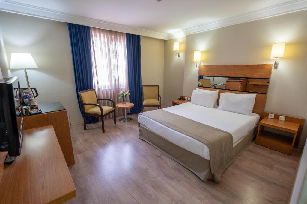 The Green Park photo