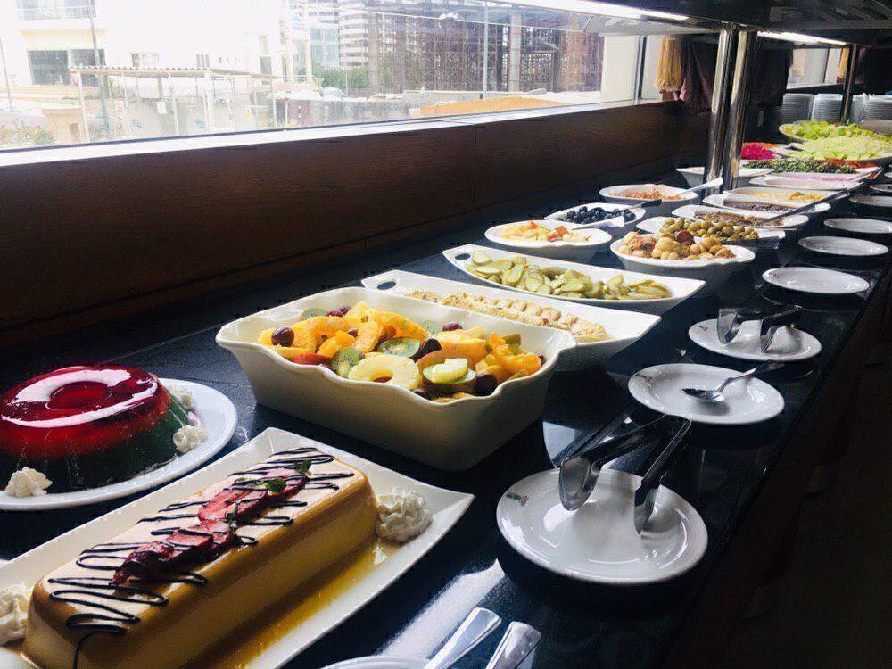 رزرو و خرید تور کیش هتل لیلیوم کیش با خدمات کامل و گشت جزیره بهمراه پرواز چارتری و منوی بوفه آژانس هواپیمایی آریا اوج پر