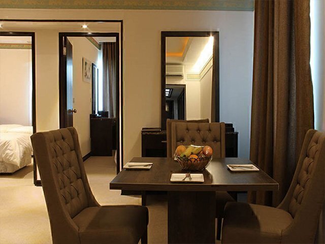 رزرو و خرید تور کیش هتل صدف با خدمات کامل و گشت جزیره بهمراه پرواز چارتری و منوی بوفه آژانس هواپیمایی آریا اوج پرواز مجر