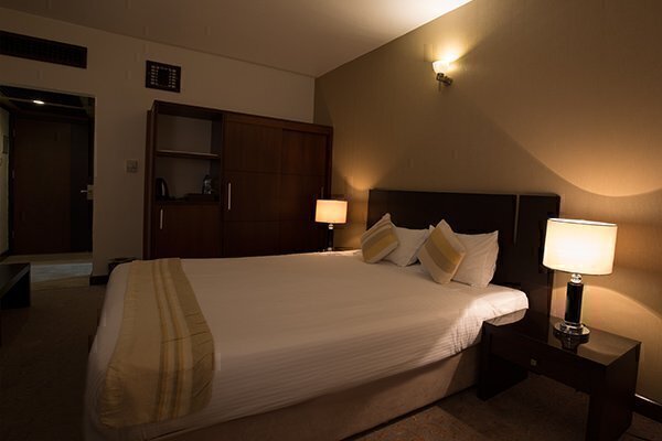 تور کیش هتل مارینا پارک