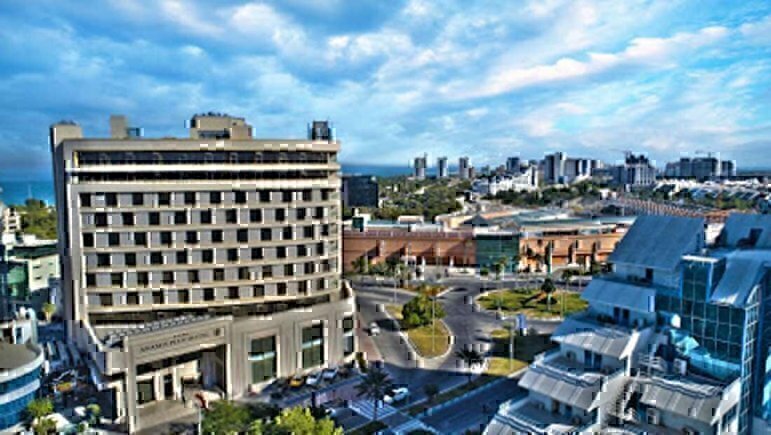 رزرو و خرید تور کیش هتل آرامیس پلاس با خدمات کامل و گشت جزیره بهمراه پرواز چارتری و منوی بوفه آژانس هواپیمایی آریا اوج پ