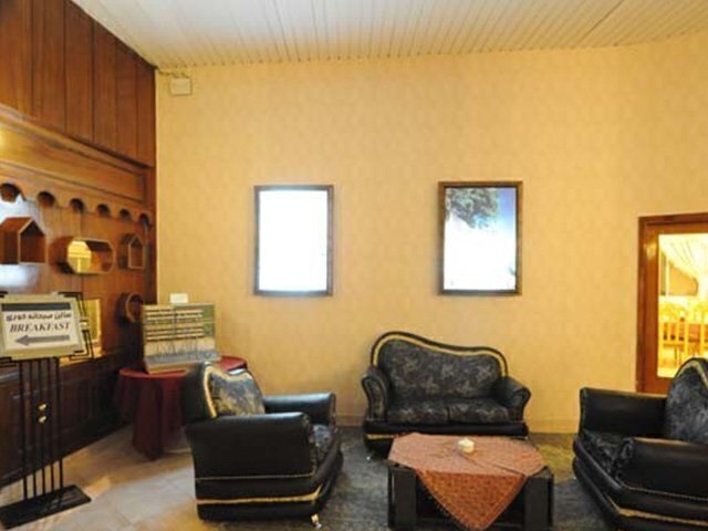 خرید تور کاشان هتل پنج ستاره امیر کبیر با اتوبوس وی آی پی در آژانس هواپیمایی آریا اوج پرواز کرج