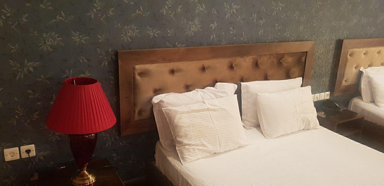 عکس تخت یک نفره هتل پارس نیک کیش