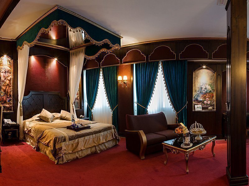  تور مشهد هوایی هتل بین المللی قصر مشهد پنج ستاره بهمراه عکس و لوکیشن و نظرات مسافران با پرواز لحظه آخری ارزان اقامت در 