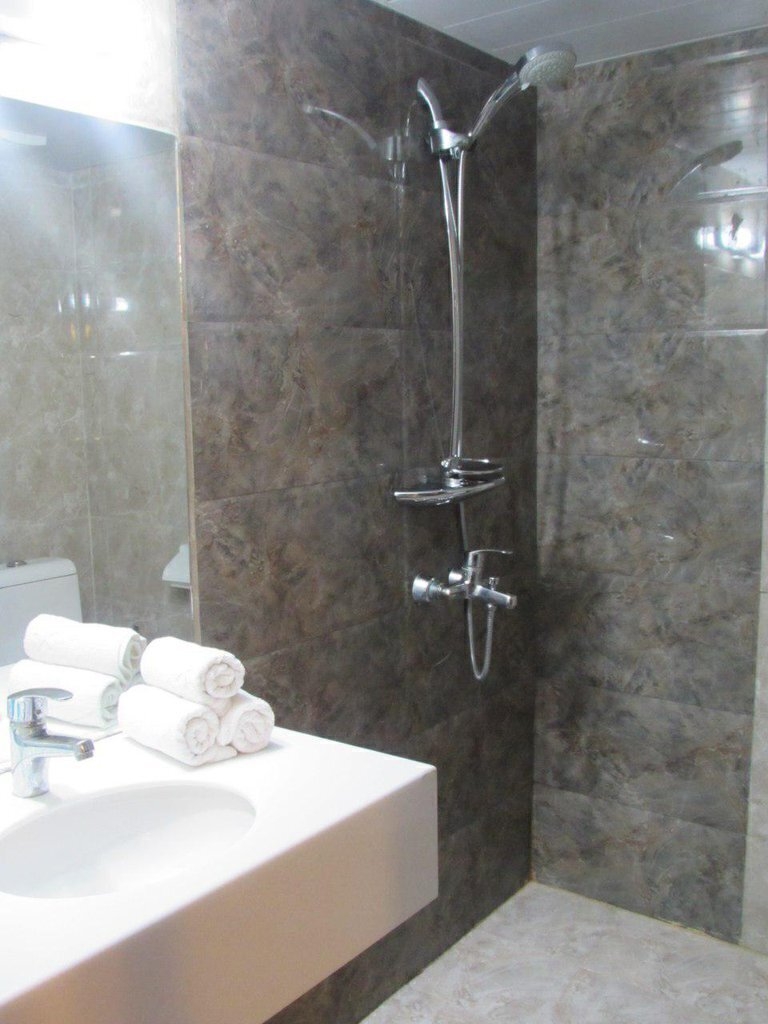 عکس هتل آرامیس کیش