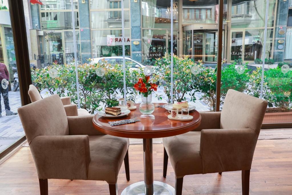 Nova Plaza Park Hotel