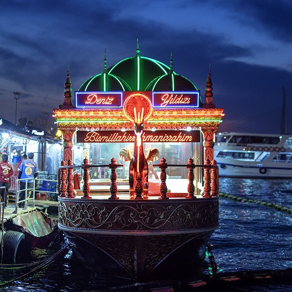  تور استانبول با پرواز ترک و ایرانی و ترک آذر و دی ماه 1404 لیست قیمت 