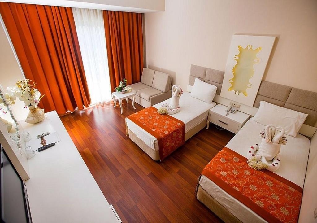 هتل گرند میرامور آنتالیا