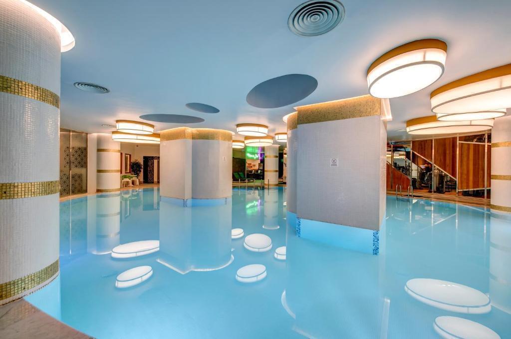  تور استانبول هتل 5 