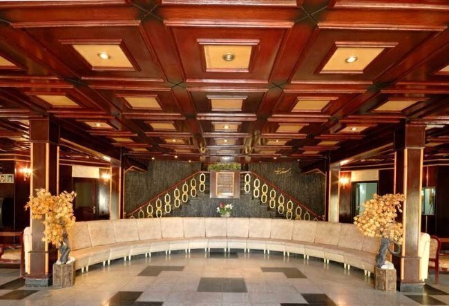 رزرو و خرید تور کیش هتل پارسیان با خدمات کامل و گشت جزیره بهمراه پرواز چارتری و منوی بوفه آژانس هواپیمایی آریا اوج پرواز