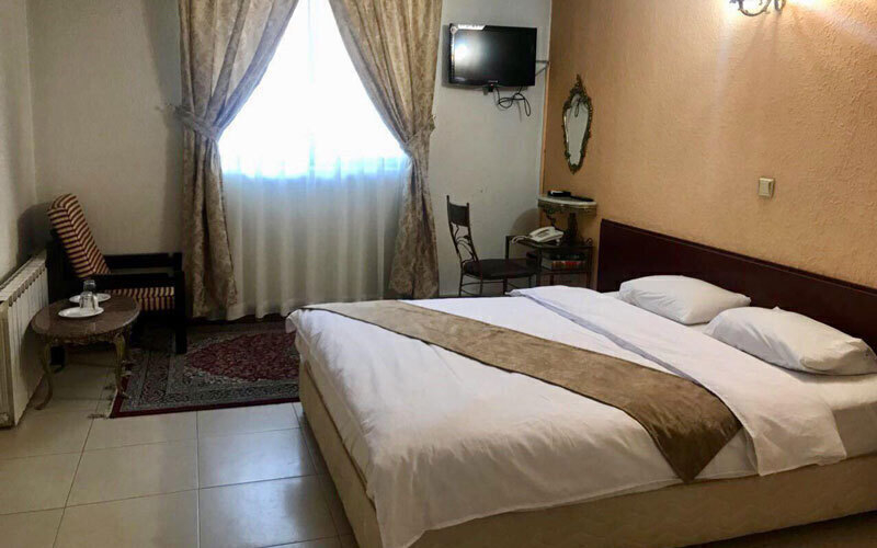 تور لحظه آخری هتل امینیان مشهد