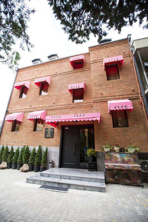  تور تفلیس هتل 4* اِلِ بوتیک 