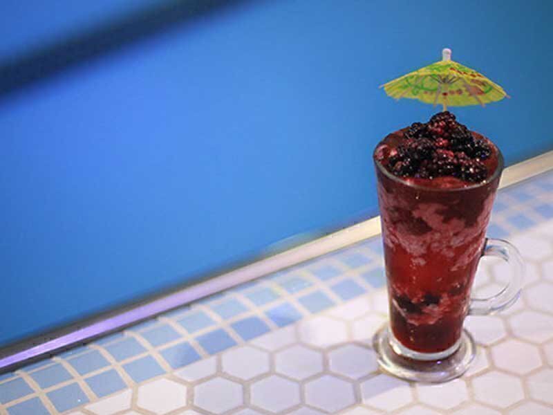 رزرو و خرید تور کیش هتل ایران با خدمات کامل و گشت جزیره بهمراه پرواز چارتری و منوی بوفه آژانس هواپیمایی آریا اوج پرواز م