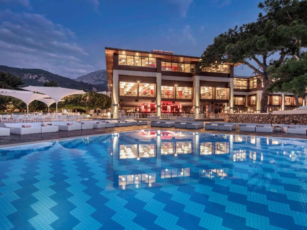 تور لوکس آنتالیا هتل ریکسوس سان گیت