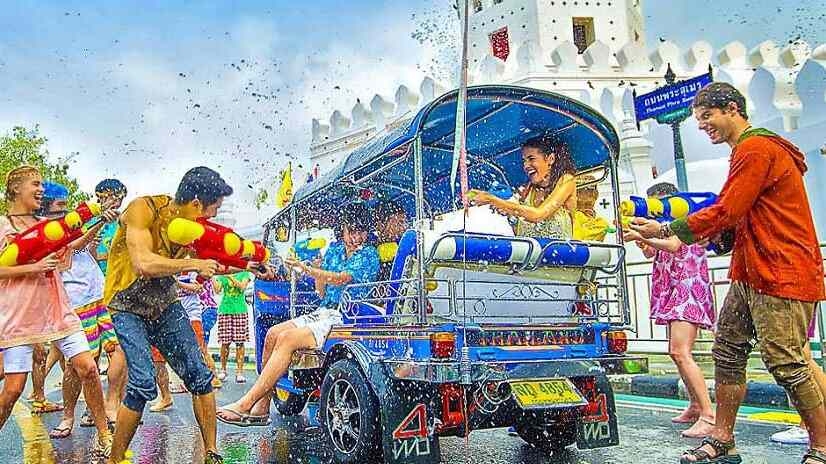  تور-ارمنستان-ایروان-زمینی-و-هوایی-با-قطار-گروهی-هتل-4-روزه-و-7-روزه-آژانس-مسافرتی-آریا-اوج-پرواز (2) 