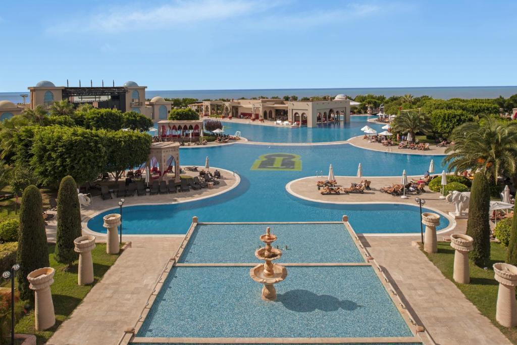 تور آنتالیا با خدمات یوآل