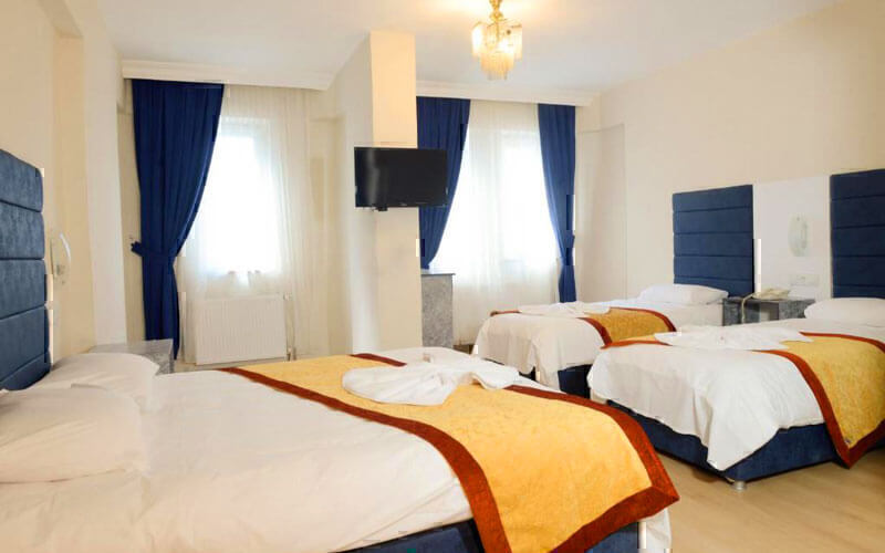 تور وان هتل یاکوت بهمراه عکس و لوکیشن و نظرات مسافران با اتوبوس vip لحظه آخری ارزان اقامت در هتل های کولر دار مرکز شهر د