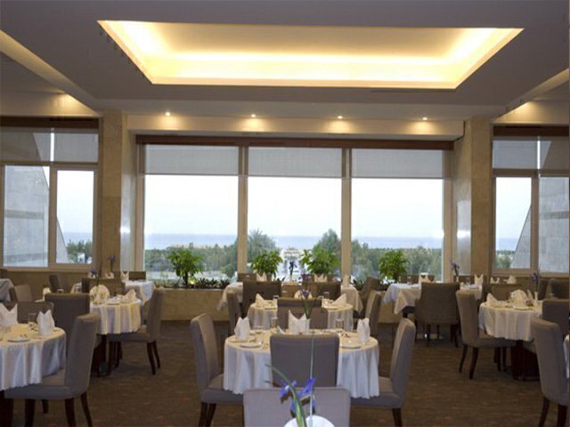 تور کیش هتل مارینا پارک