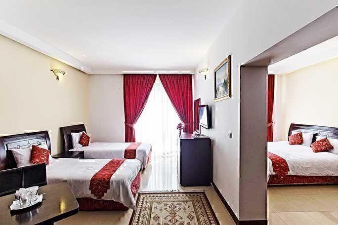 رزرو و خرید تور کیش هتل لوتوس با خدمات کامل و گشت جزیره بهمراه پرواز چارتری و منوی بوفه آژانس هواپیمایی آریا اوج پرواز م