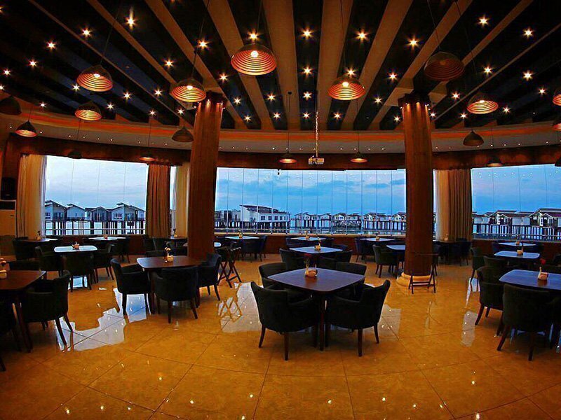 تور کیش هتل ترنج کیش + عکس