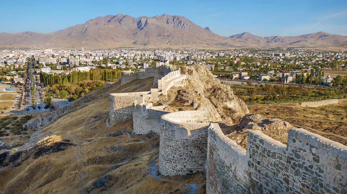  تور وان با قطار از تهران 