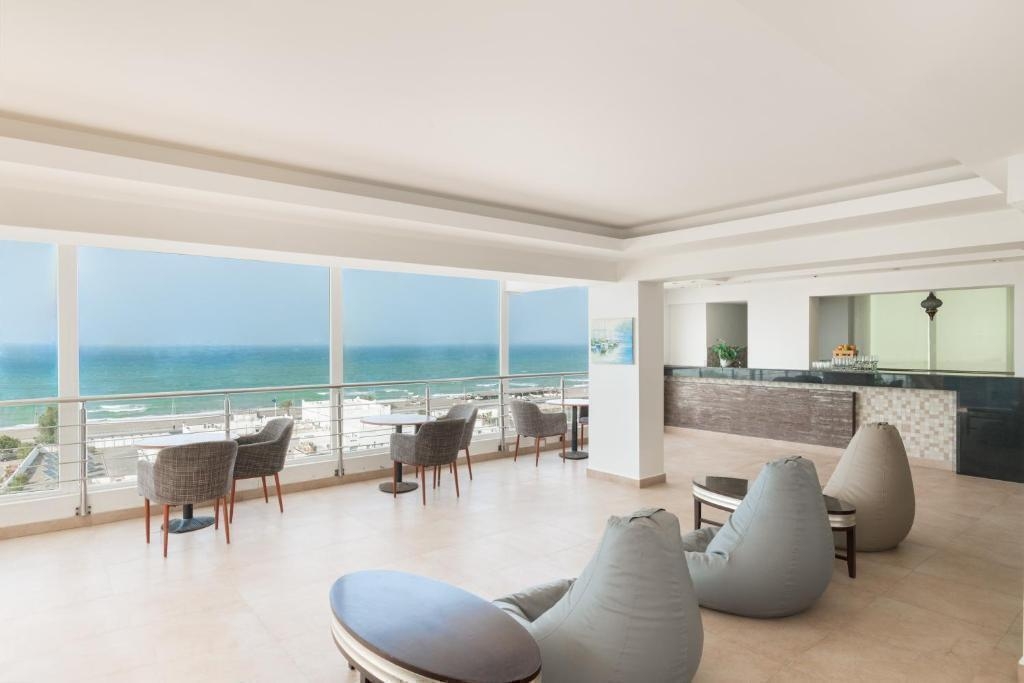 تور ارزان عمان هتل الحیل ویوز Al Hail Waves Hotel