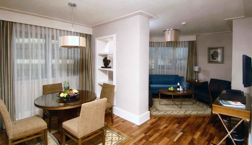 تور استانبول هتل تایتانیک سیتی تکسیم ویژه فروردین