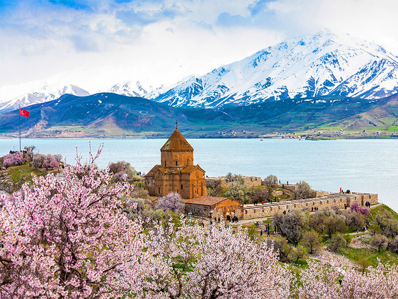 تور ارزان وان با قطار