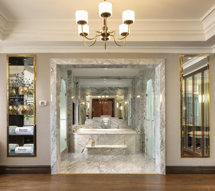 تور استانبول هتل بارسلو