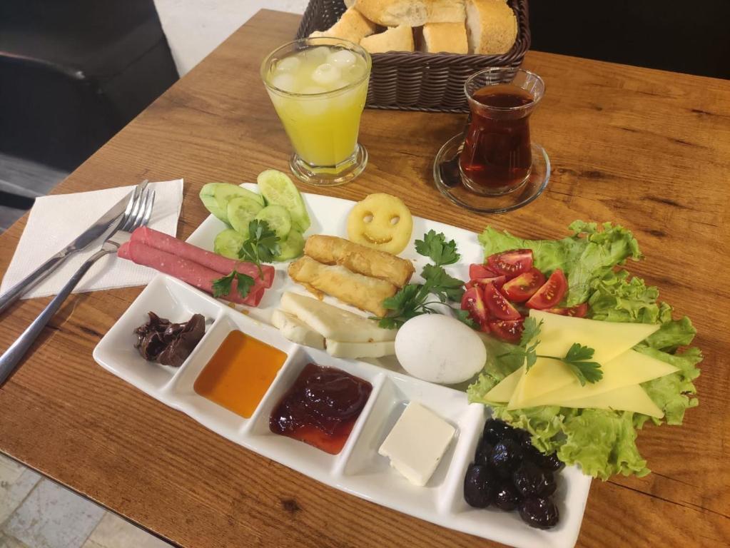 عکس هتل آیسا تکسیم