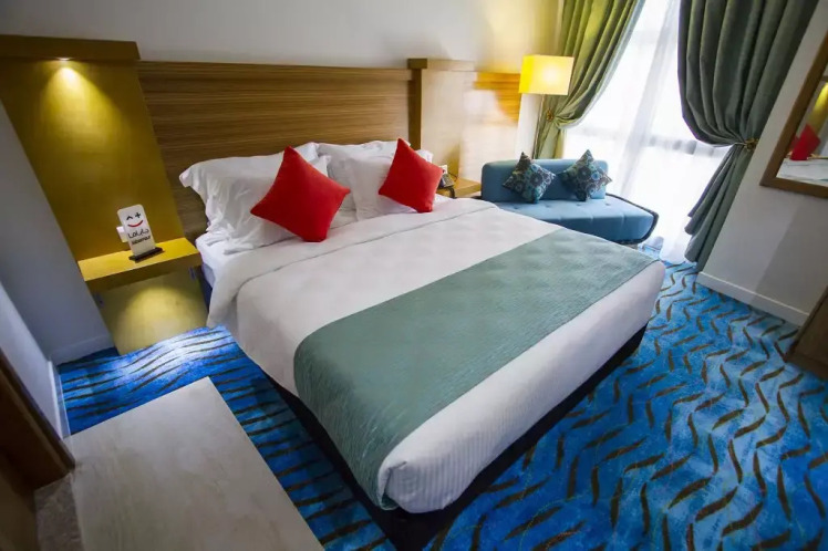 international-kish-hotel-room-photos