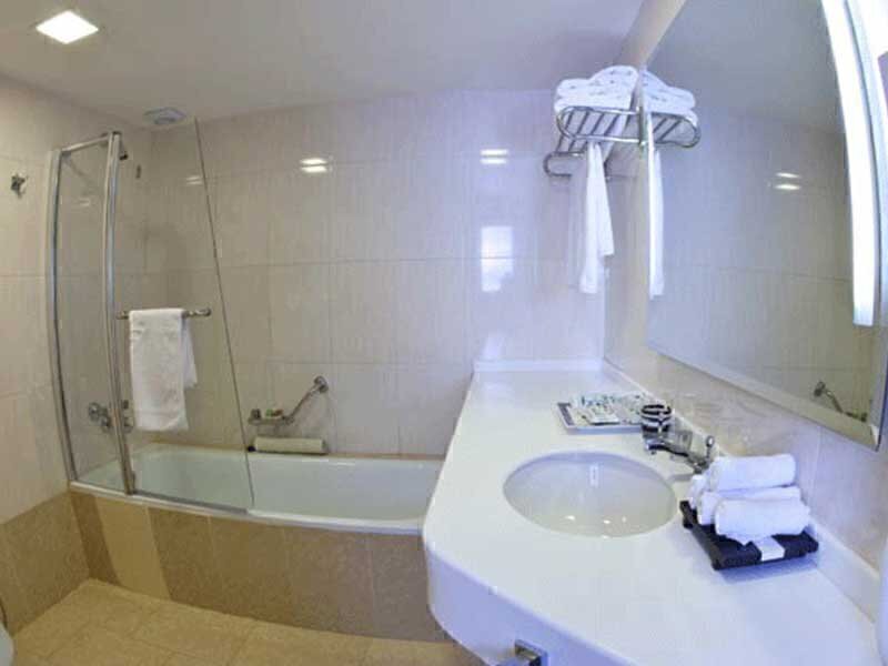 تور کیش هتل مارینا پارک