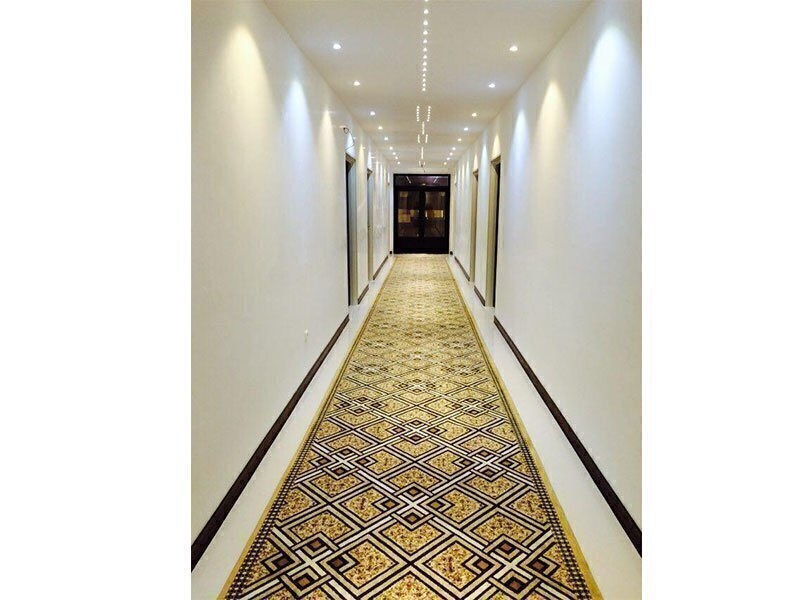 خرید تور کاشان هتل پنج ستاره امیر کبیر با اتوبوس وی آی پی در آژانس هواپیمایی آریا اوج پرواز کرج