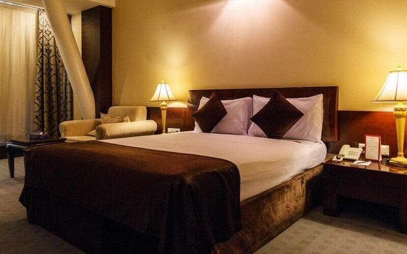 تور زمینی لحظه آخری شیراز