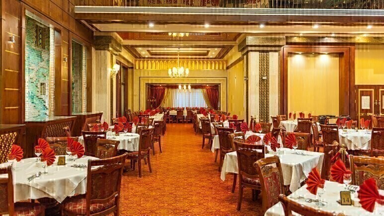 تور مشهد هوایی هتل درویشی پنج ستاره بهمراه عکس و لوکیشن و نظرات مسافران با پرواز لحظه آخری ارزان اقامت در هتل و هتل آپا