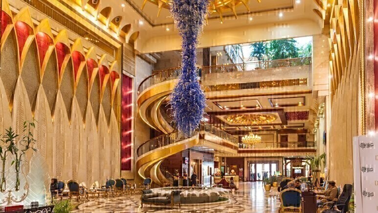 تور مشهد هوایی هتل درویشی پنج ستاره بهمراه عکس و لوکیشن و نظرات مسافران با پرواز لحظه آخری ارزان اقامت در هتل و هتل آپا