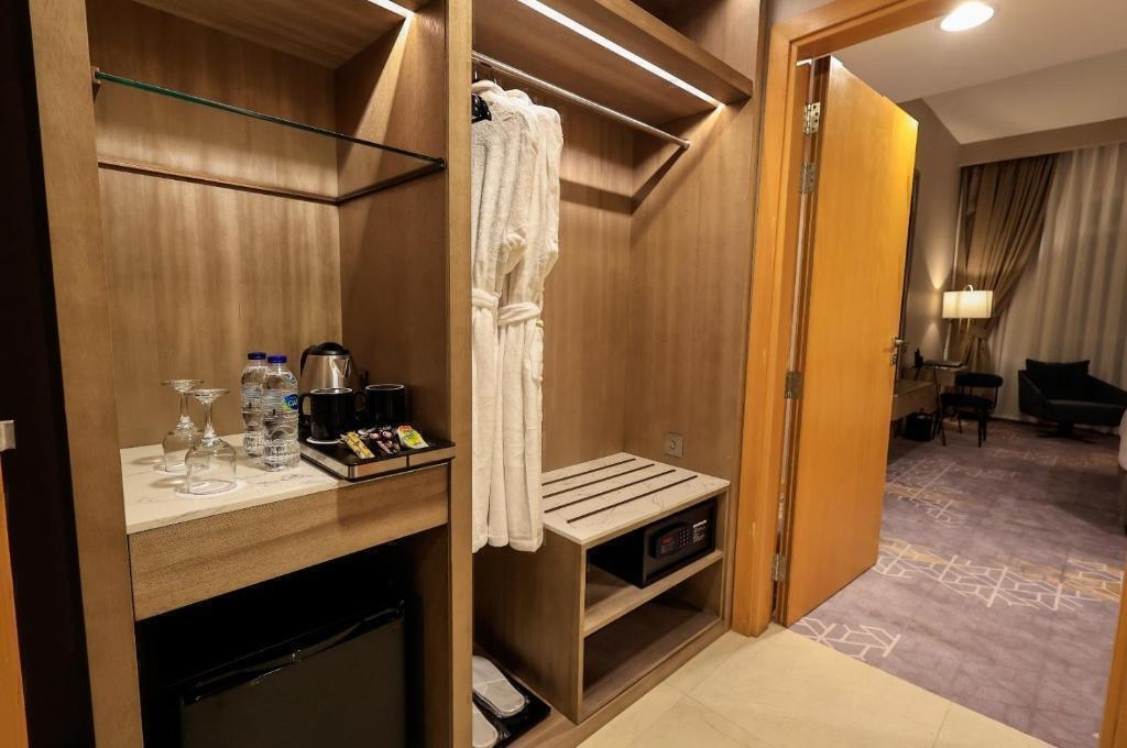 هزینه تور دبی هتل بست وسترن پریمیر