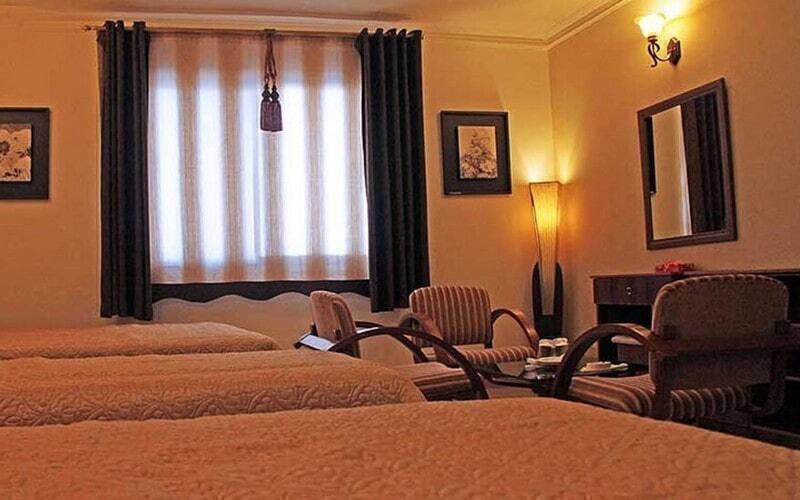 تور هوایی کیش هتل هلیا