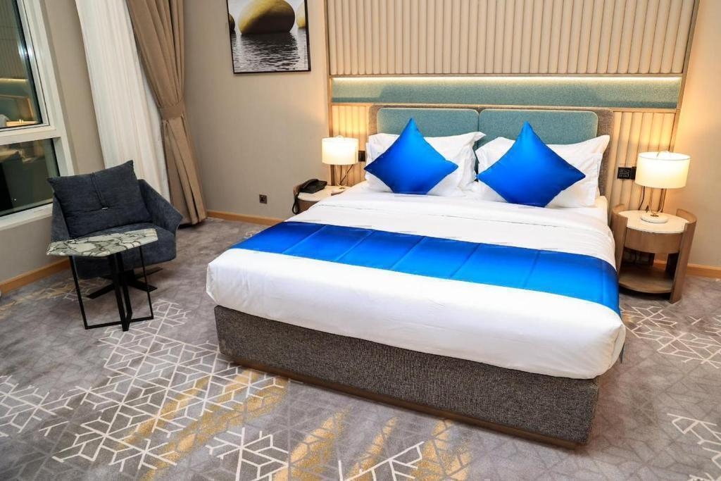 هزینه تور دبی هتل بست وسترن پریمیر ام فور